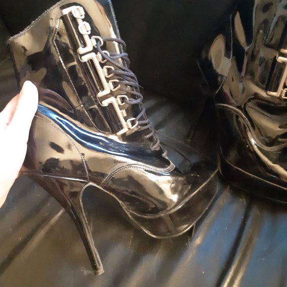 Glossy PVC Boots - Picture 2 of 2